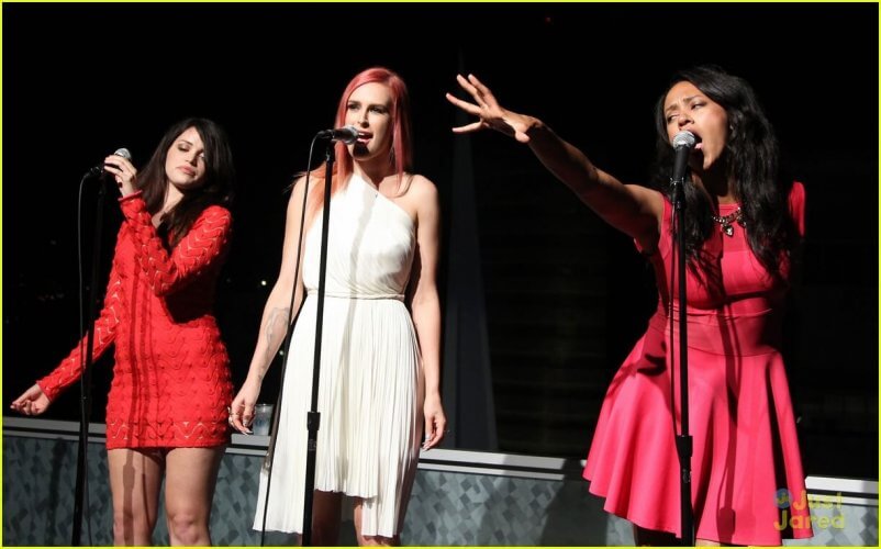 Rita Volk and Lindsay Pearce performing and singing during the Trevor Project Prom 2014