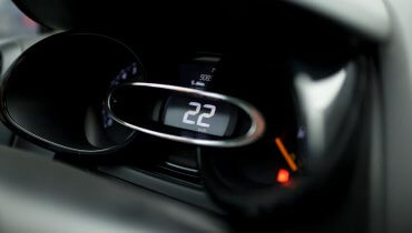 Image of Your New Car Could Soon Come with a “Speed Limiter”