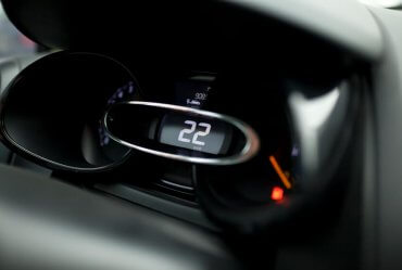 Image of Your New Car Could Soon Come with a “Speed Limiter”