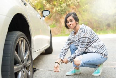 Image of Roadside Assistance Safety Tips When You Need It Most