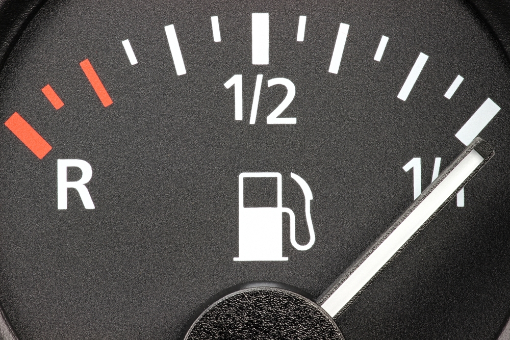 gas mileage gage in car
