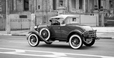 Image of a The Evolution of Car Insurance: From Past to Present 