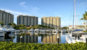Panoramic view of a bay with boats in cape coral florida