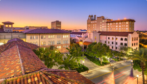 Buildings and parks in the afternoon in Lakeland City Florida