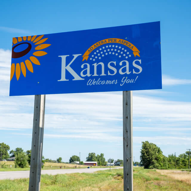 Kansas welcome sign