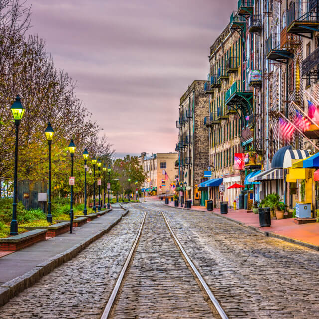 Bars and restaurants on River Street in Savannah, GA