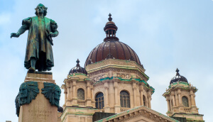 A statue for Christopher Columbus stands before the Onanadaga County Courthouse in Syracuse NY