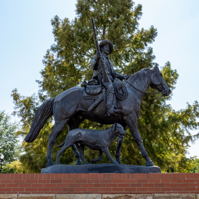 Statue of Bass Reeves in Fort Smith, AR