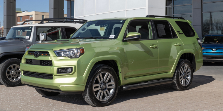 Green Toyota 4Runner