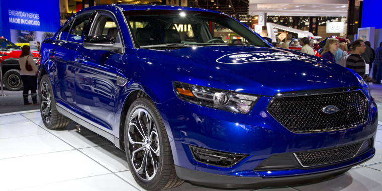 2013 Blue Ford Taurus