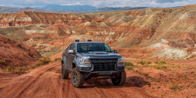 2022 Chevrolet Colorado truck display