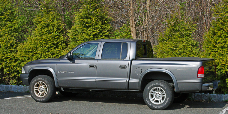 2022 Chevrolet Colorado truck display