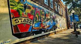The historic downtown Valdosta in the summer – cheap car insurance in Georgia.