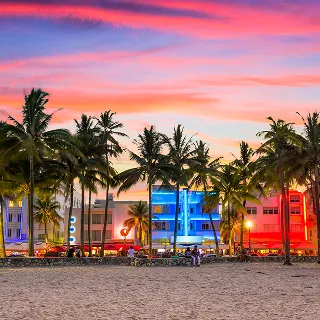 Miami Beach, Florida, USA on Ocean Drive at sunset.