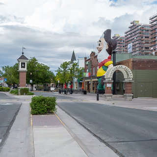 View of downtown Sparks on Victorian Avenue showing Victorian Square facing west with local bars – cheap car insurance in Sparks, NV
